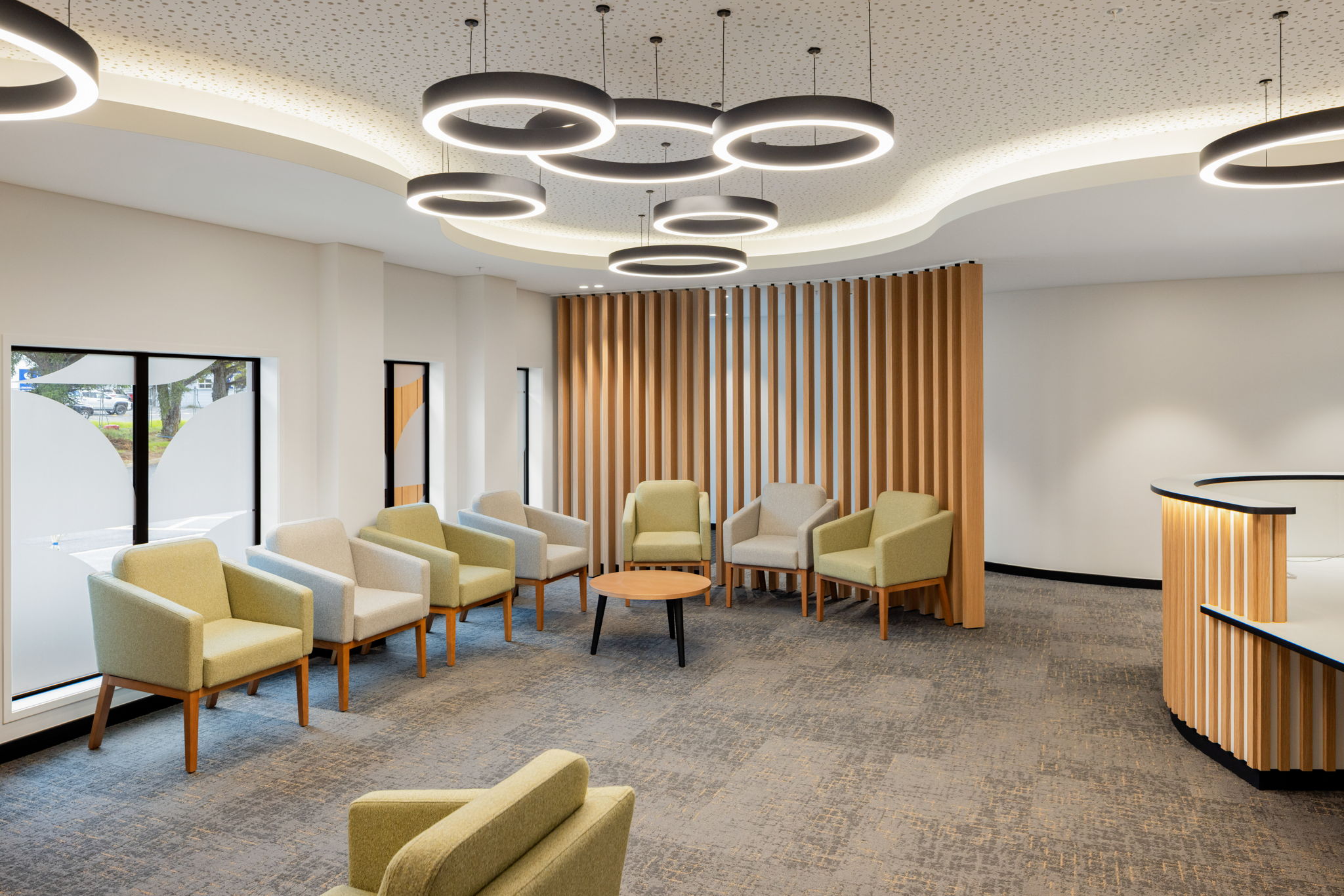 26-web-or-mls-inHouse_AR5_7742