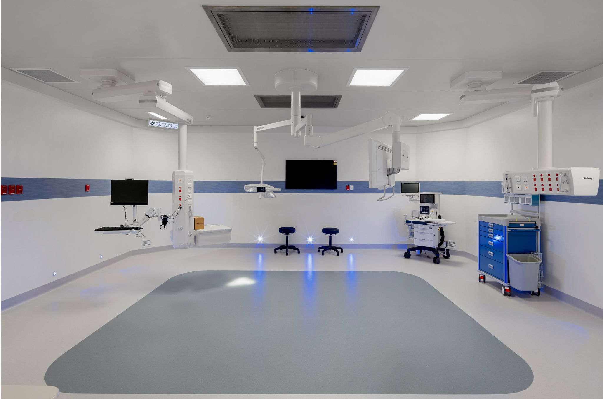 49-web-or-mls-inHouse_AR5_7673