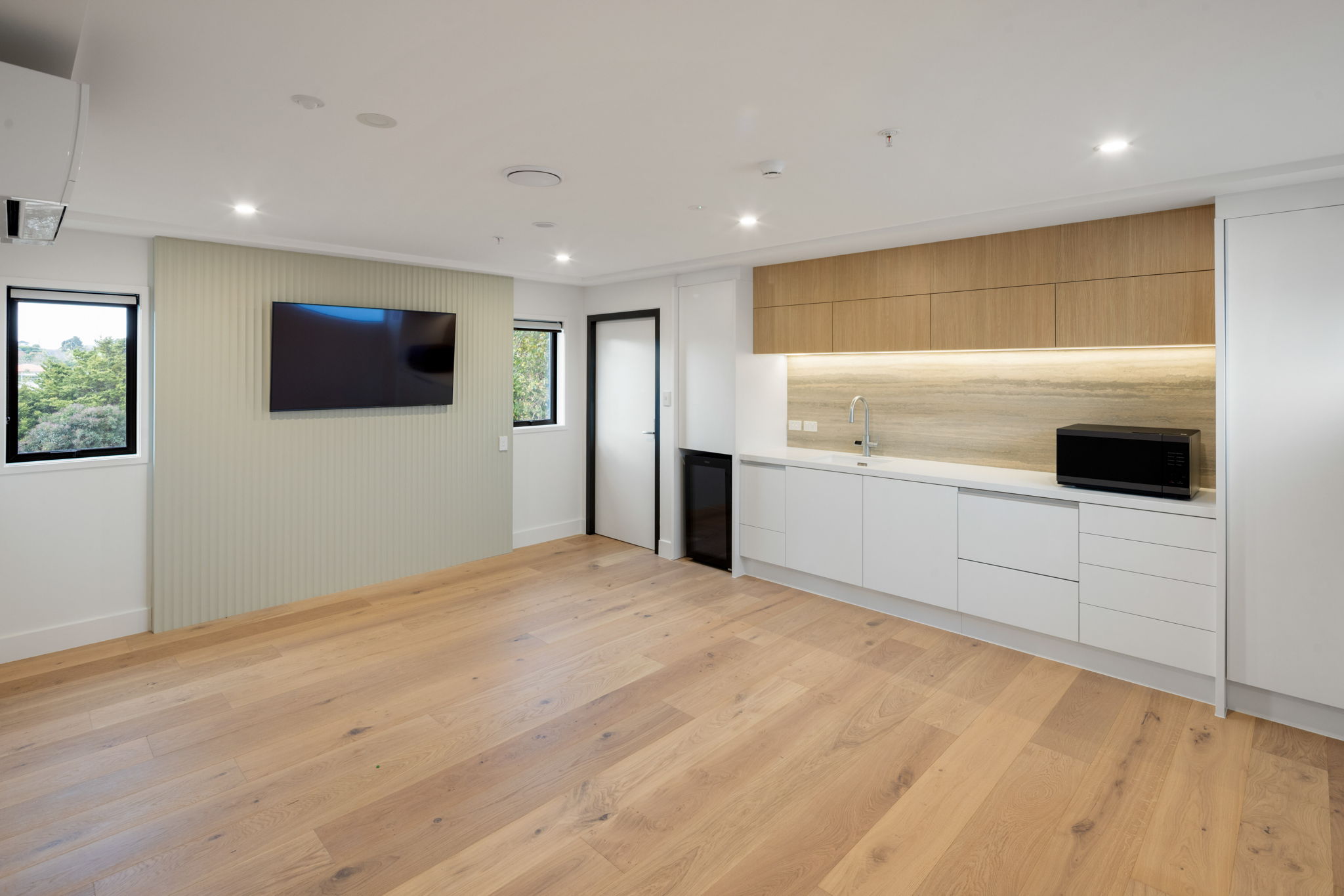 62-web-or-mls-inHouse_AR5_7544